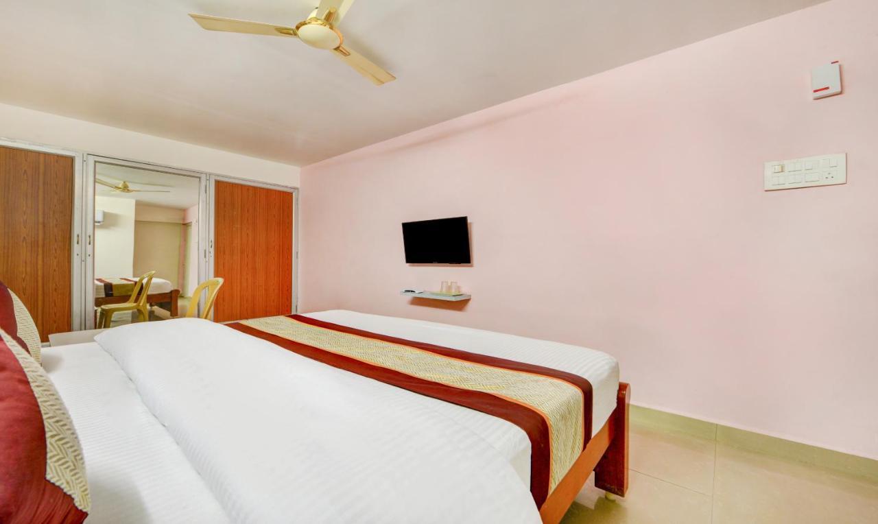Saibala Transit Hotel Chennai Exterior photo