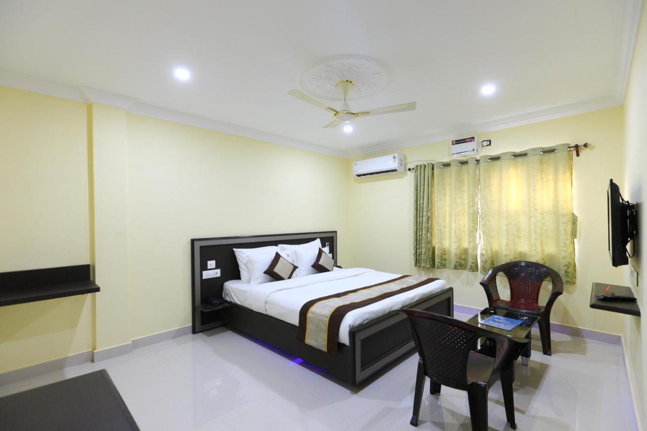Saibala Transit Hotel Chennai Exterior photo